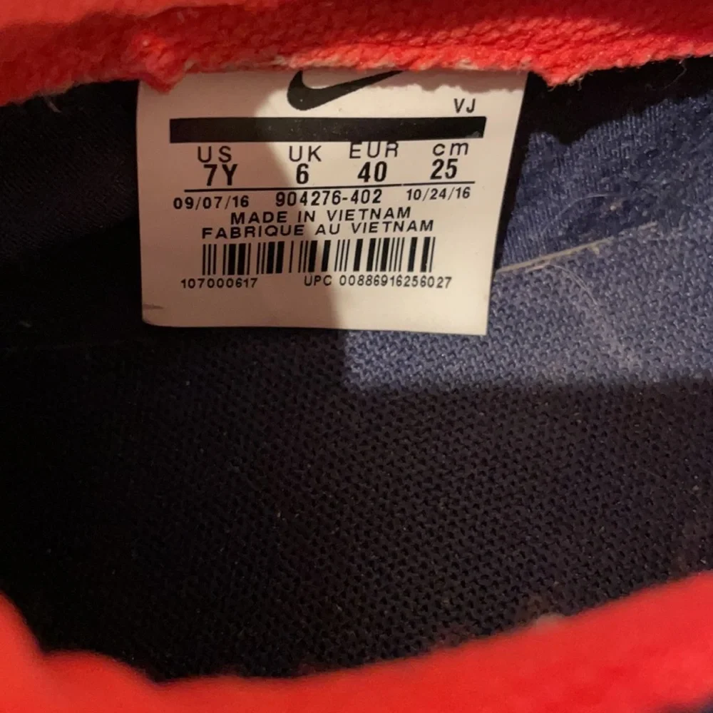 💙❤️- Preowned Nike‎ sneakers